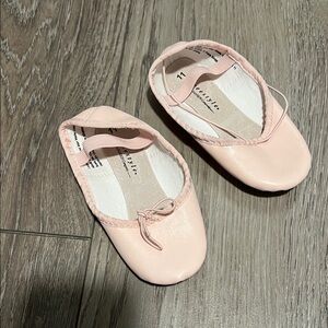 Kids freestyle by danskin pink leather ballet shoes size 11